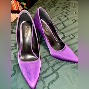 Vibrant purple stilettos